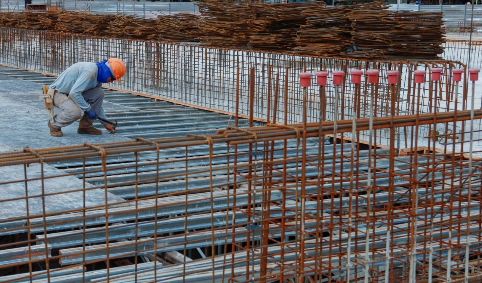 Centro de Eventos Oscar Niemeyer: 23,83% da obra está concluída e já tem previsão de entrega