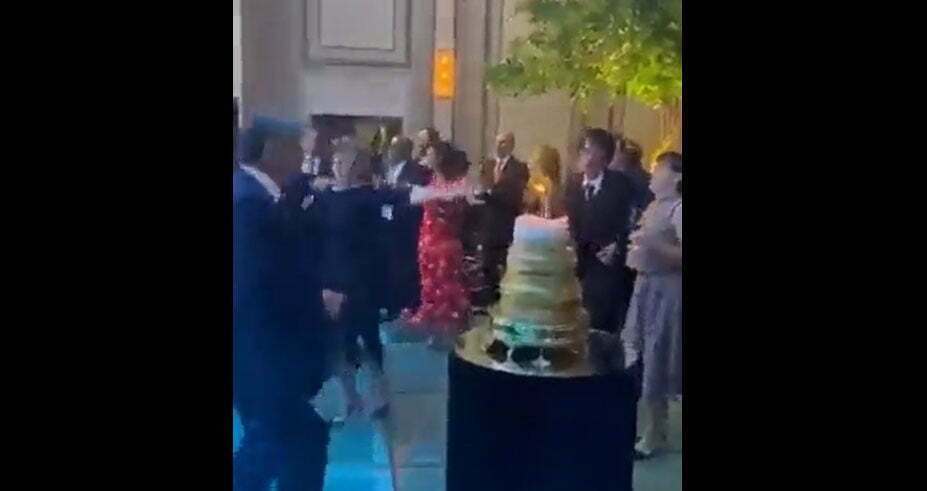 Alexandre de Moraes e ministros do STF caem na dança ao som de Beth Carvalho "Vou festejar o teu sofrer"