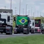 Comboio com mais de 100 caminhões chega a Brasília para protestar contra Lula