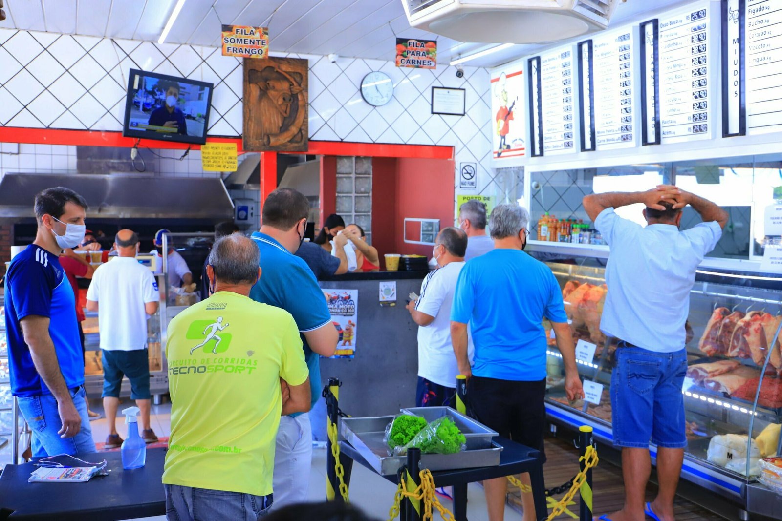 Center Carnes Karina - (44) 3228-7464