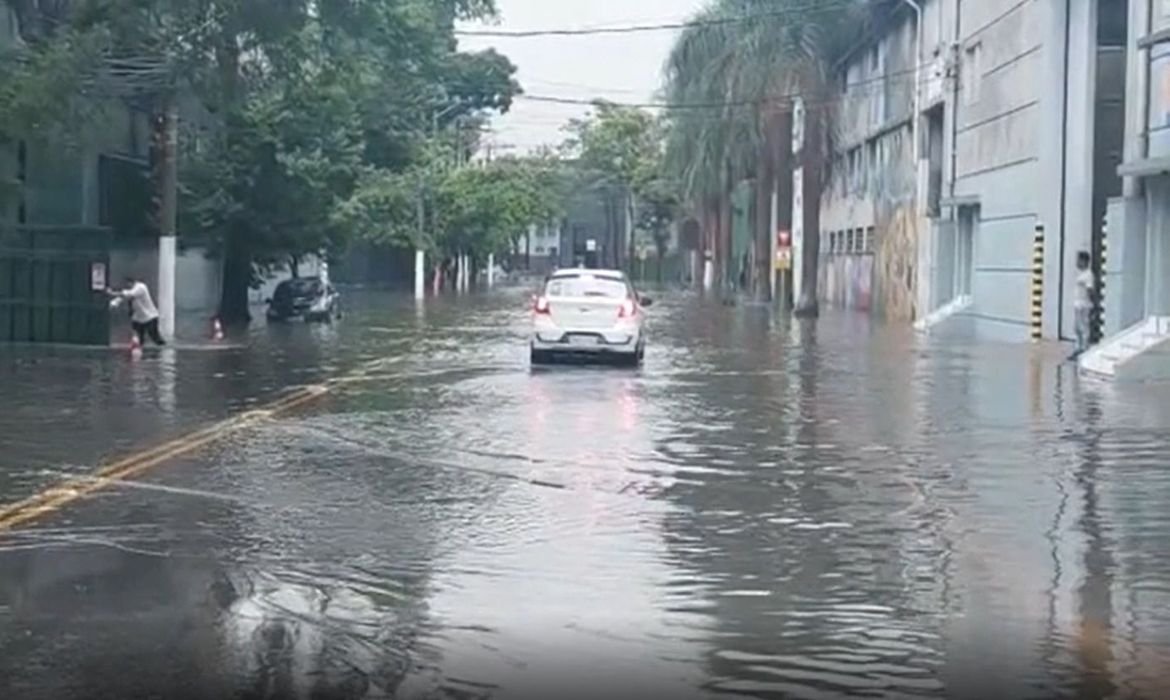 temporal em SP
