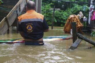 Temporal no litoral norte de SP