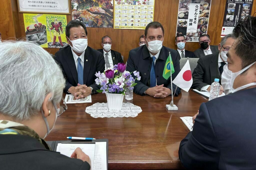 No Japão, Ratinho Junior apresenta Paraná ao vice-ministro da Agricultura, Atsushi Nonaka 5 No Japão, Ratinho Junior apresenta Paraná ao vice-ministro da Agricultura, Atsushi Nonaka