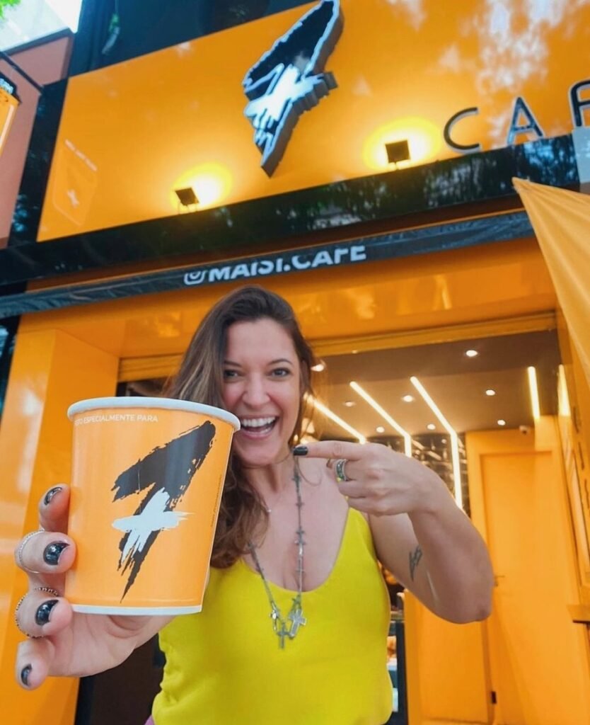 Mais1.Café presenteia consumidores no Dia Mundial do Café