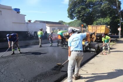 Avança recapeamento na Vila Operária