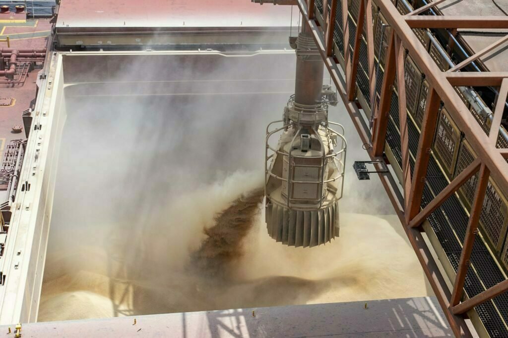 Portos do Paraná têm aumento de 17,2% na movimentação de mercadorias em março