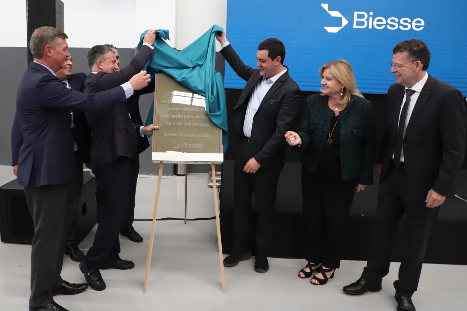 Grupo Biesse; empresa italiana de alta tecnologia inaugura em Curitiba seu primeiro escritório no Brasil