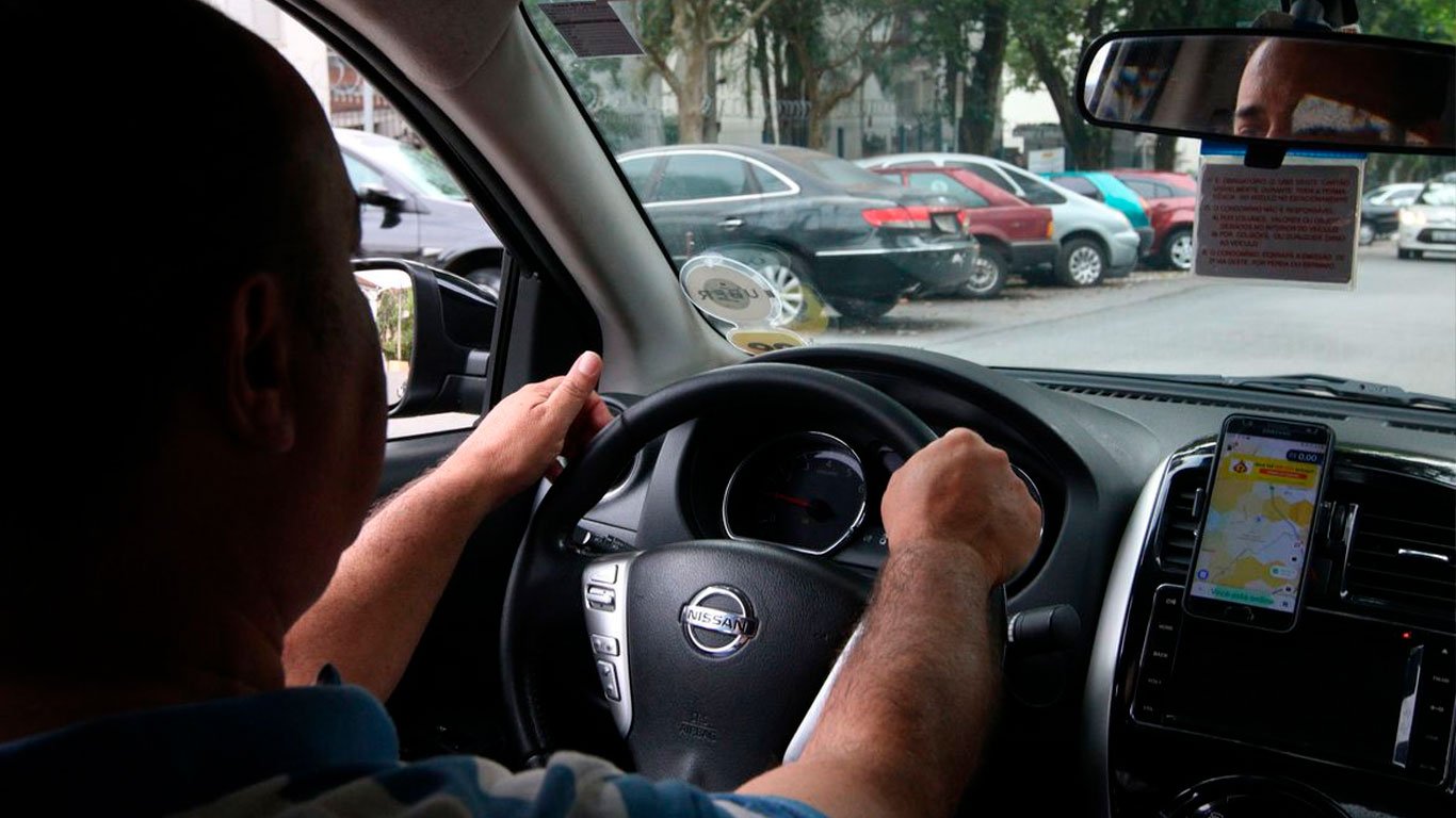 Moraes nega vínculo trabalhista entre motorista e aplicativo Cabify