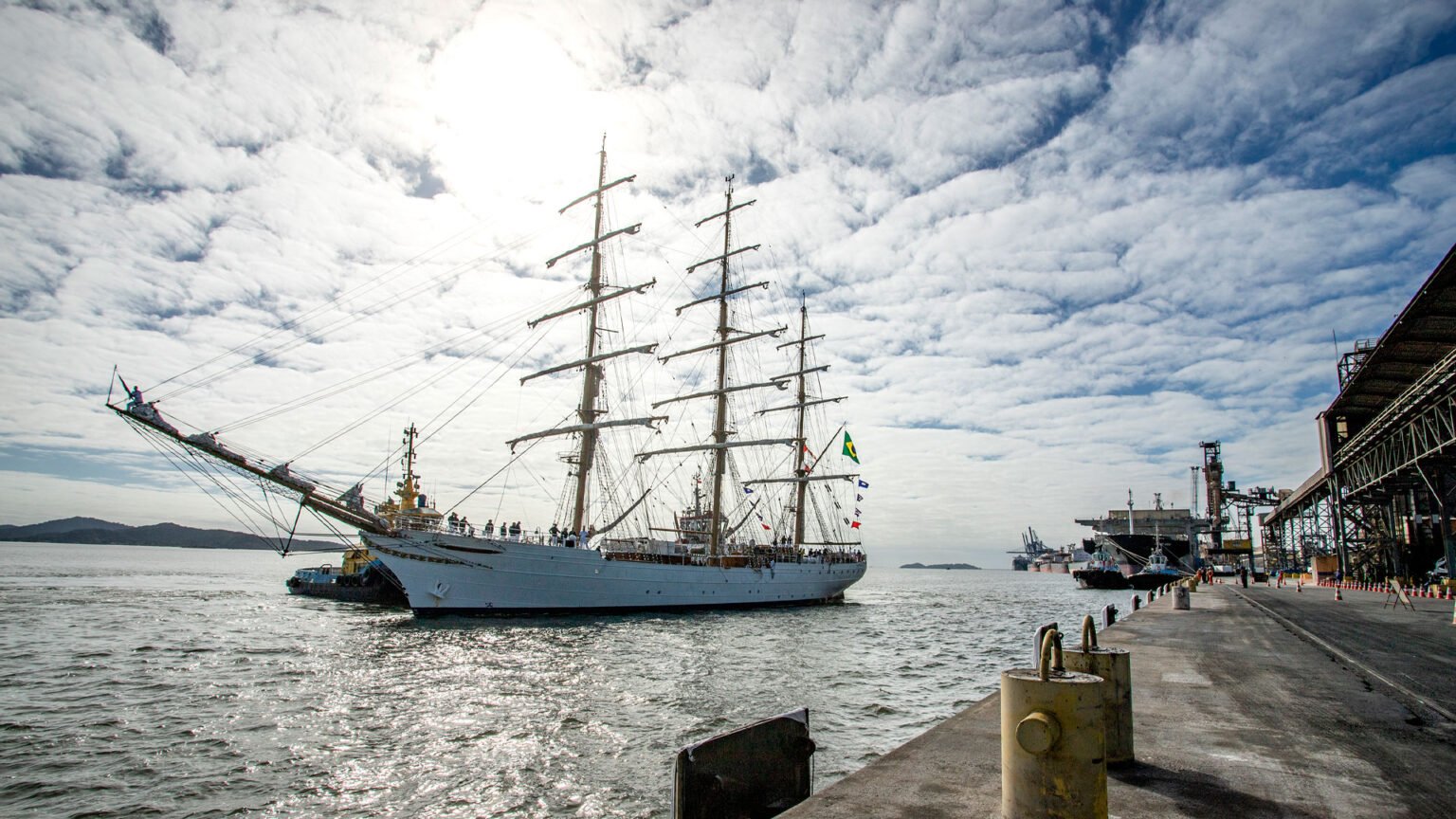 Paranaguá completa 375 anos