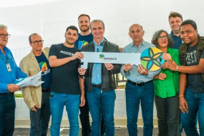 Prefeitura de Maringá realiza entrega do ′Residencial Manacá′; 224 famílias são contempladas