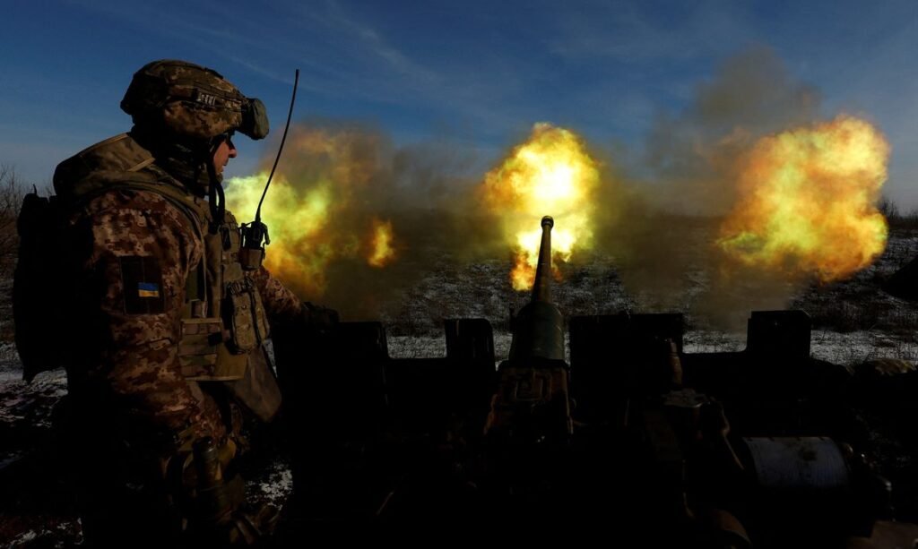 Ucrânia relata avanço no Sul e bloqueio de ataque russo no Leste, mas Zelensky admite progresso lento; "ofensiva não é filme"