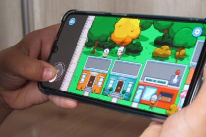 Copel leva teatro e jogos digitais educativos para escolas municipais de Cascavel