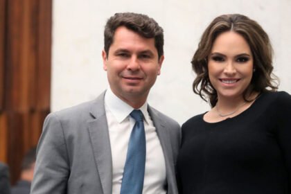 Deputados aprovam título de cidadão benemérito ao médico Hamilton Moreira