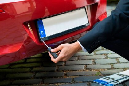 Primeiro emplacamento de veículos de forma 100% digital já pode ser feito no Paraná