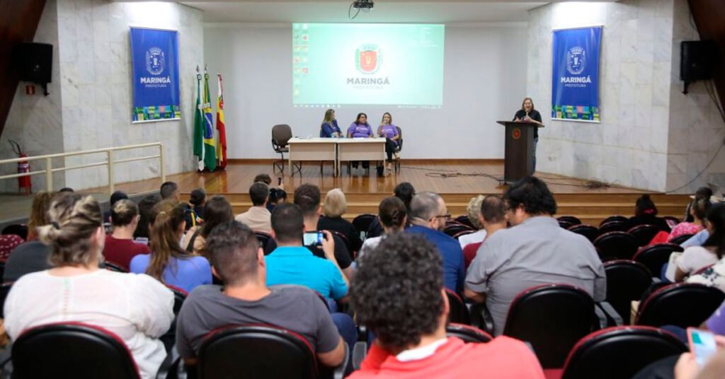 Prefeitura de Maringá realiza ações de conscientização sobre uso de álcool e drogas