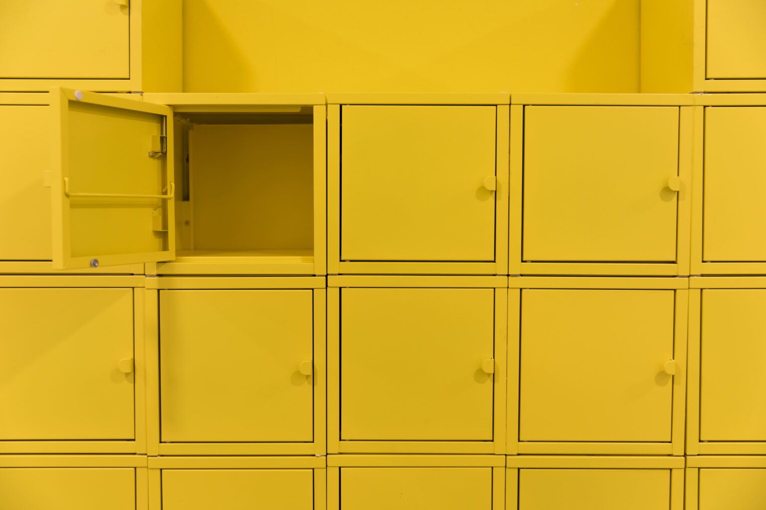 Mov Locadora fecha parceria com rede de Lockers Inteligentes