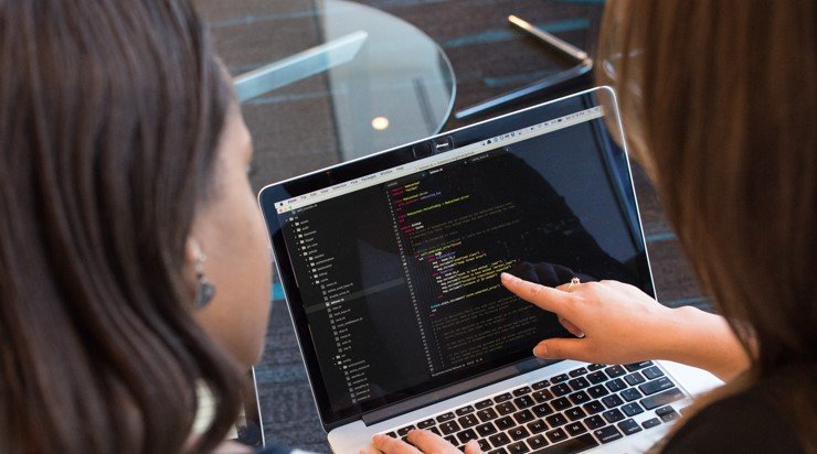 Inscrições para mil bolsas de estudo em TI são prorrogadas