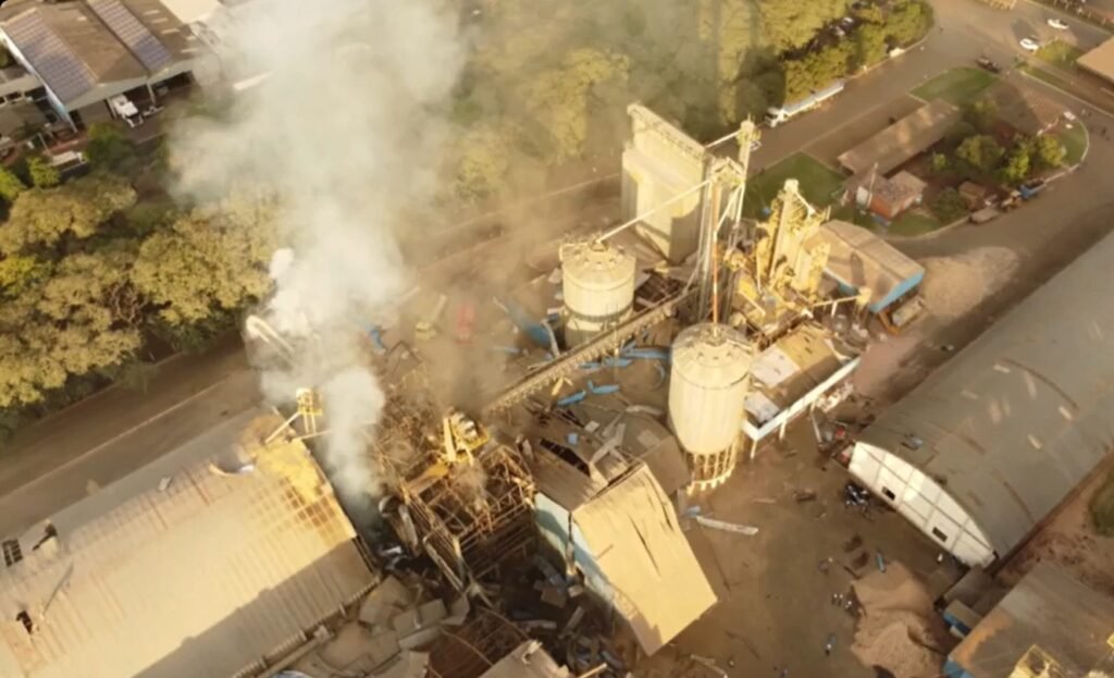 Sobe para 8 o número de mortos em explosão no silo de secagem de grãos da C.Vale de Palotina.