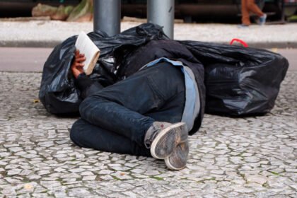 Paraná lança campanha de sensibilização sobre população em situação de rua