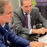 Ulisses Maia apresenta projeto da ciclovia da Avenida Tuiuti para Enio Verri diretor-geral da Itaipu, que confirma convênio para construção da obra em Maringá