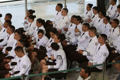 Escolas públicas cívico-militares