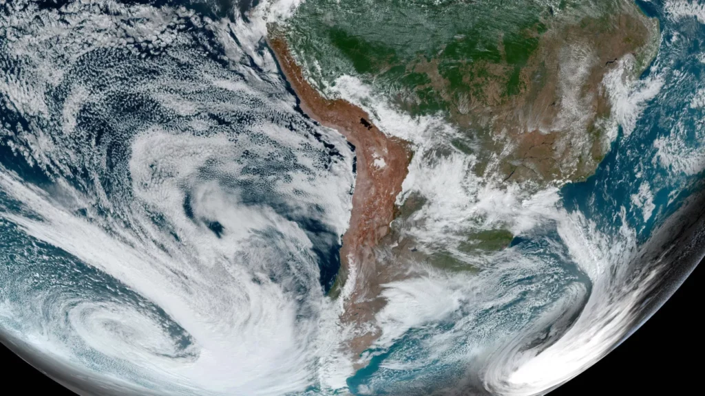 Ciclones se formam junto ao Sul