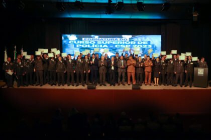 Paraná: Curso superior de polícia forma 35 oficiais da PM e dos Bombeiros