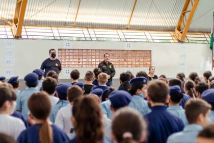 Governo do Paraná abre seleção para PMs da reserva ingressarem nos colégios cívico-militares