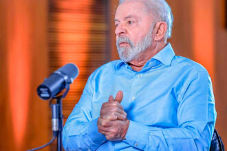 Lula anuncia a criação do ministério da pequena e média empresa, 38ª pasta do governo federal