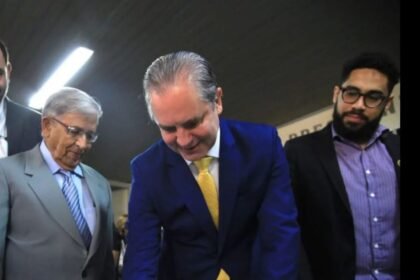 primeiro livro publicado em Maringá