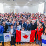 99 professores do Paraná vão embarcar em outubro para cursos no Canadá e Finlândia