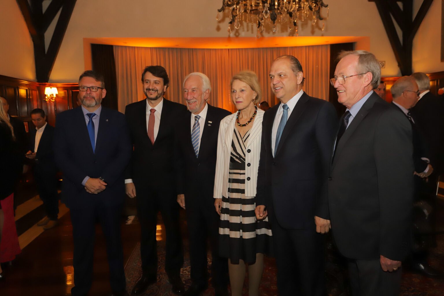 Vice-governador Darci Piana é homenageado com o título Personalidade Aecic 2023