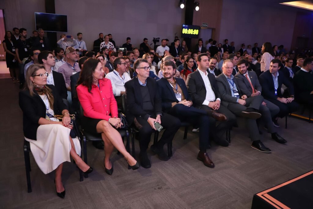 Paraná e Espírito Santo