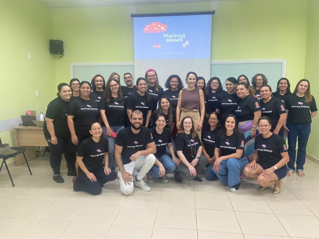 Prefeitura garante ensino de qualidade e realiza primeiro evento científico de língua inglesa para professores da rede municipal