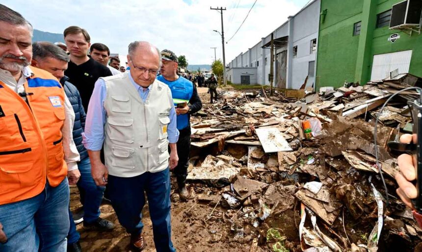 Alckmin anuncia R$ 741 milhões para cidades do Rio Grande do Sul afetadas por ciclone