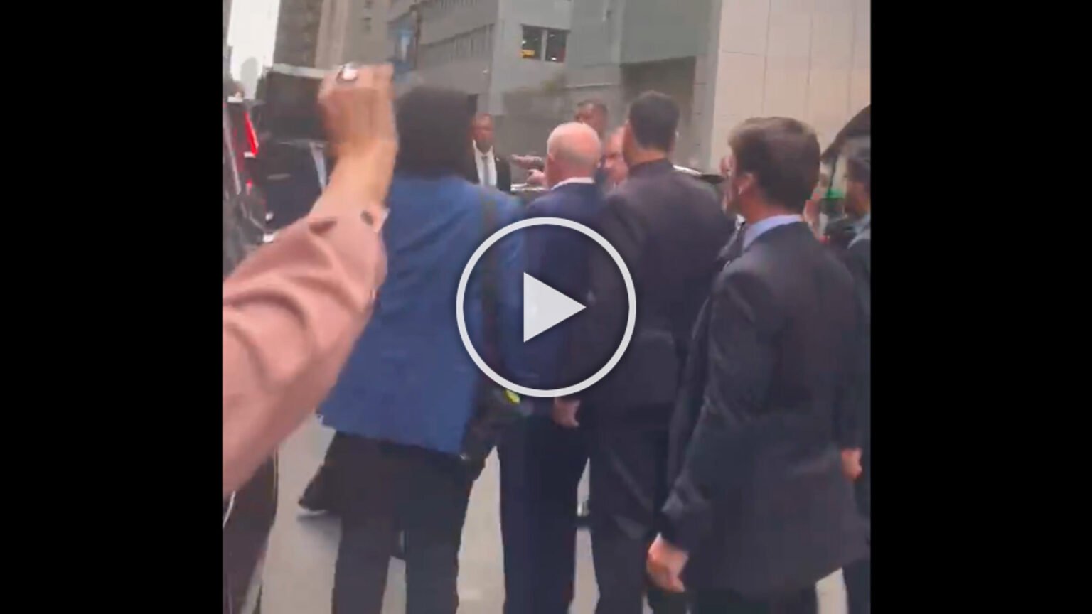 Lula é hostilizado e passa vergonha em Nova York