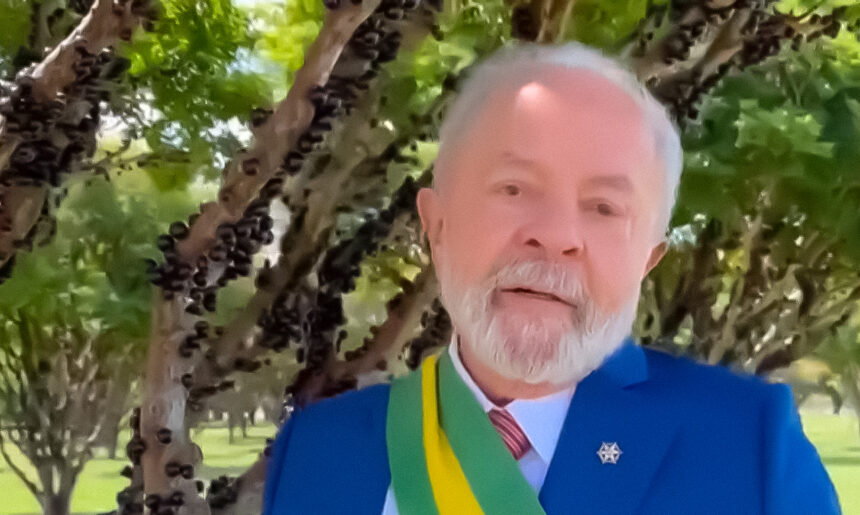 G20: Mal terminou o desfile, Lula chupou jabuticaba e partiu para Nova Déli na Índia