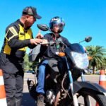 orientações para motoristas e pedestres