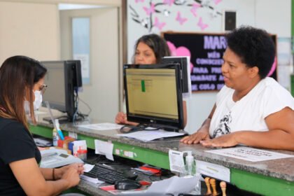 Unidades Básicas de Saúde (UBSs). O cadastro de cada usuário com informações recentes é fundamental para melhoria contínua do serviço e garante que as equipes consigam contato para avisar sobre a liberação de consultas e exames.