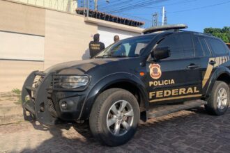Polícia Federal cumpre mandado contra general da reserva