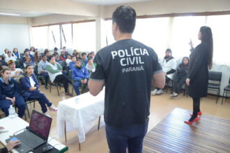 Polícia Civil ministra palestra para 58 alunos surdos