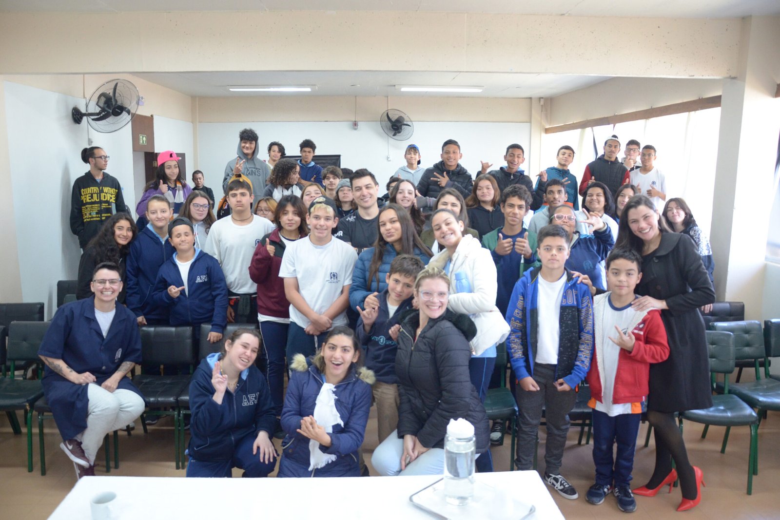 Polícia Civil ministra palestra para 58 alunos surdos