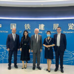 Piana e Ricardo Barros visitam duas das maiores empresas da China
