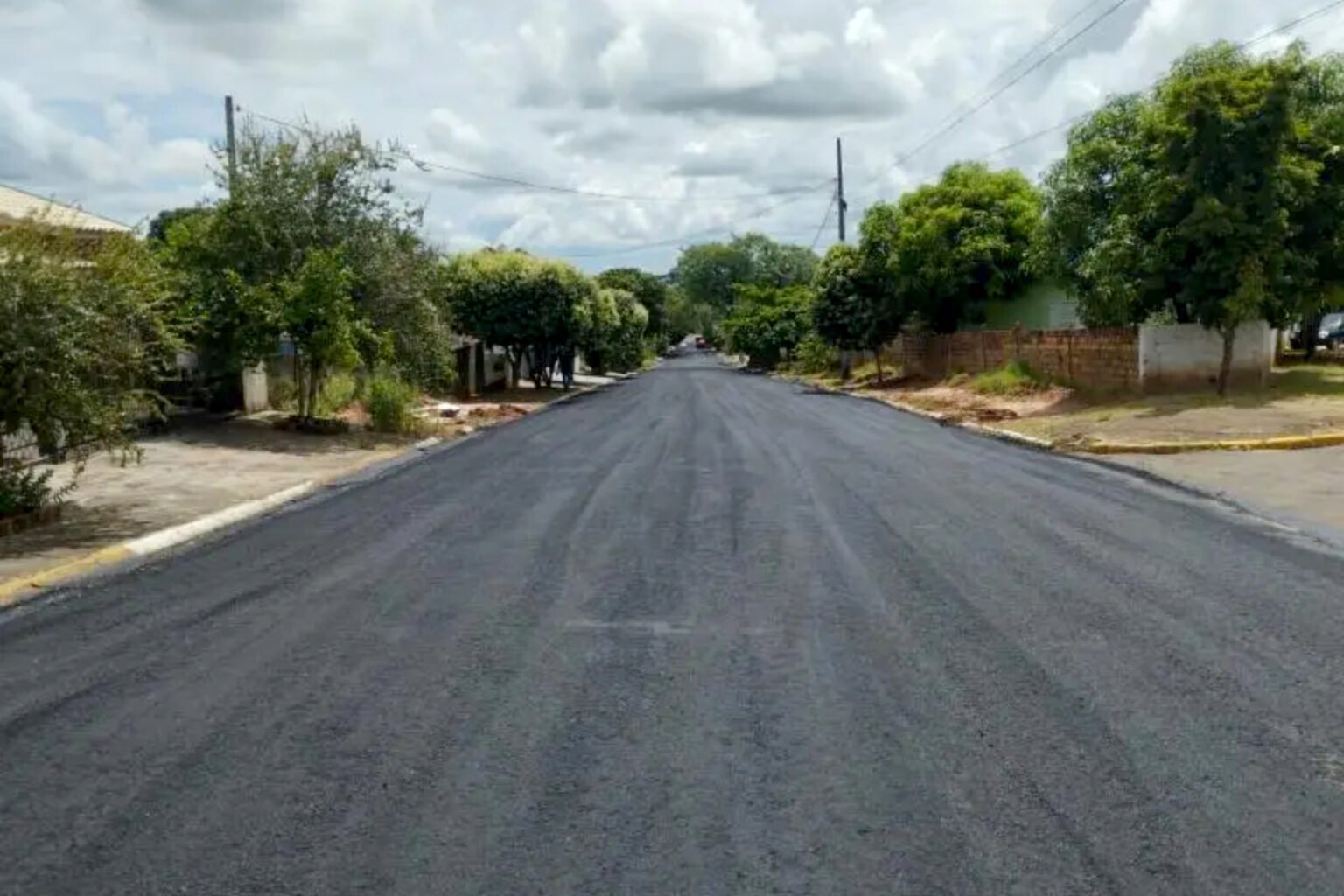 Com apoio do Estado, Maria Helena investe R$ 4 milhões em pavimentação de diversas ruas