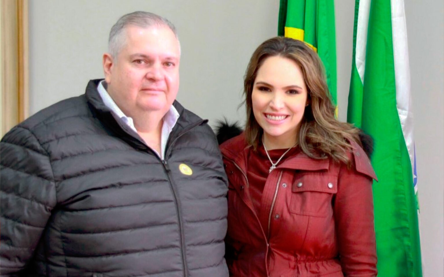 Alexandre Donato, o Xandão prefeito de de Corumbataí do Sul e a deputada Maria Victoria