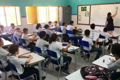 sala de aula do ensino médio