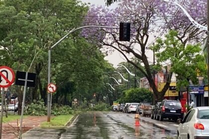 Prefeitura de Maringá emite comunicado após o temporal que atingiu a cidade