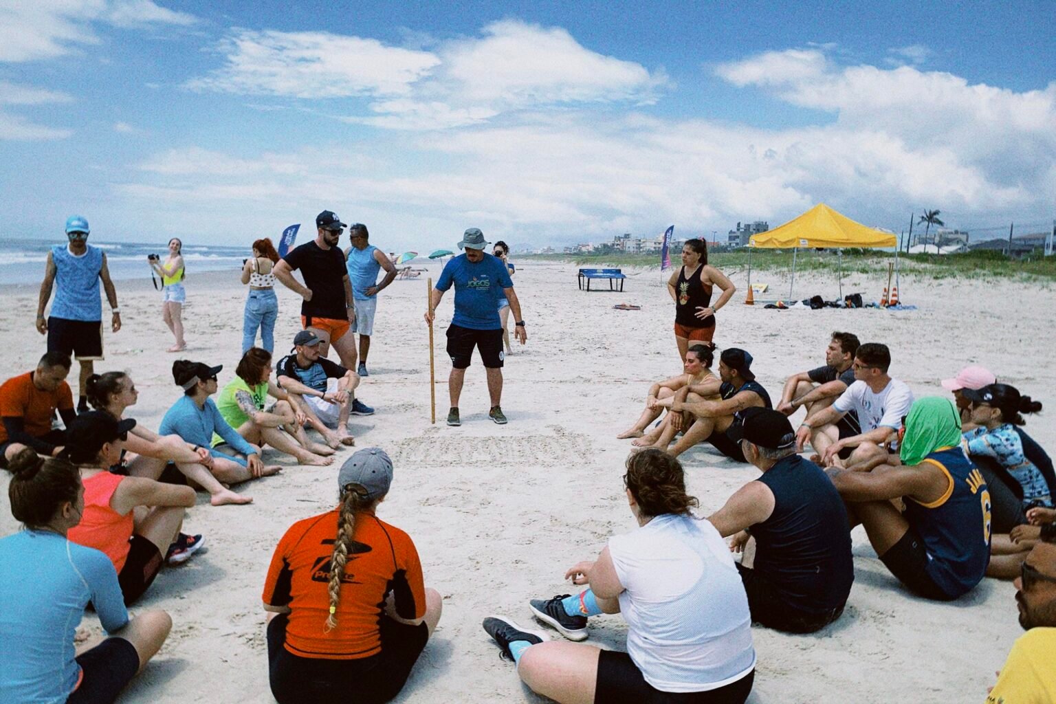 Governo do Paraná vai convocar 275 acadêmicos para atuar no Verão Maior Paraná 2023/2024