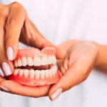 próteses dentárias