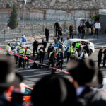 Ataque em Jerusalém deixou uma pessoa morta e 8 feridas, em 30 de novembro de 2023 — Foto: REUTERS/Ronen Zvulun